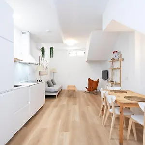 Duplex Victoria Amplio Y A 15 Min Del Centro Y Calle Larios Apartamento
